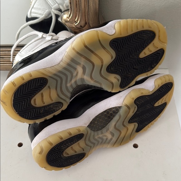 Air Jordan 11 Retro “Concord” 2000 Athletic Shoes - Picture 10 of 13